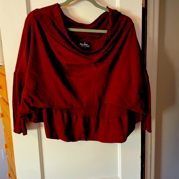 Melow medium maroon top - Picture 1 of 2